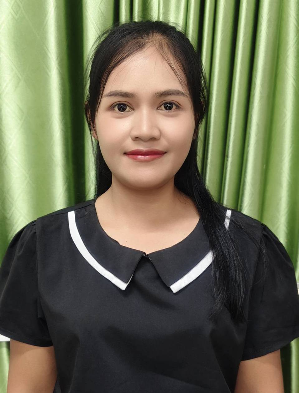 นางสาวปาริชาติ สายดวง